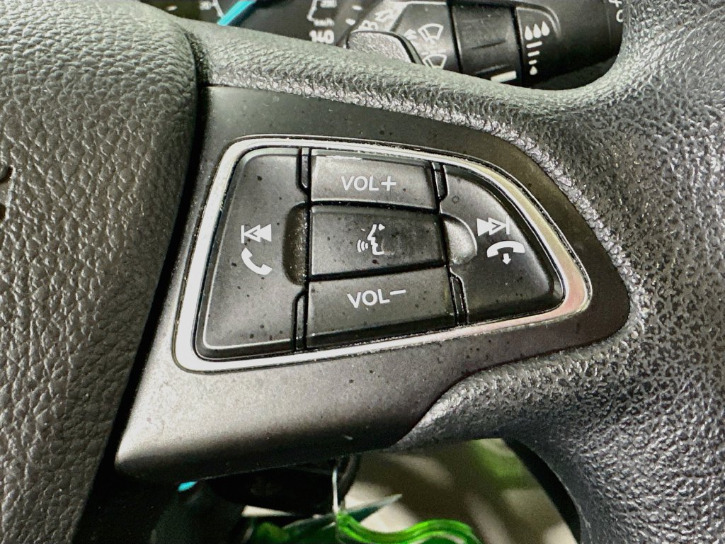 Used 2017 Ford Escape SE FWD image 25