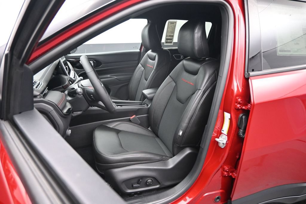 New 2026 Jeep Compass Trailhawk AWD/4WD image 21