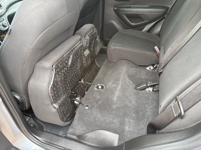 Used 2020 Chevrolet Trax LS w/ Tint and Cruise Package image 35