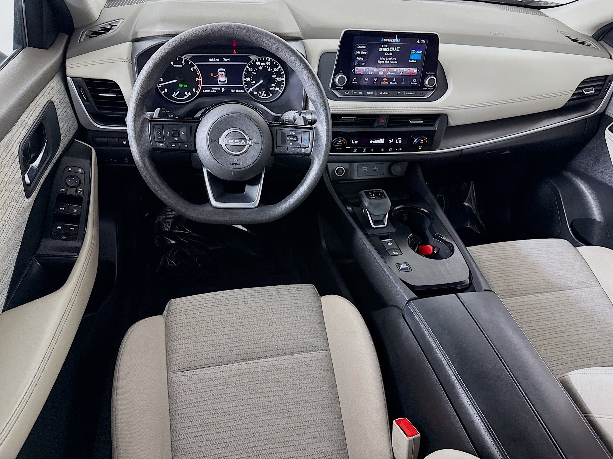 Used 2023 Nissan Rogue SV image 17