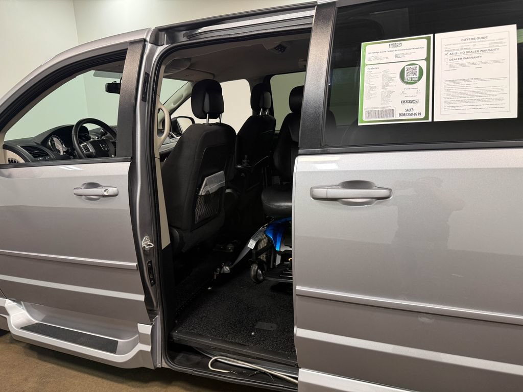 Used 2016 Dodge Grand Caravan SE w/ Quick Order Package 29E SE FWD image 52