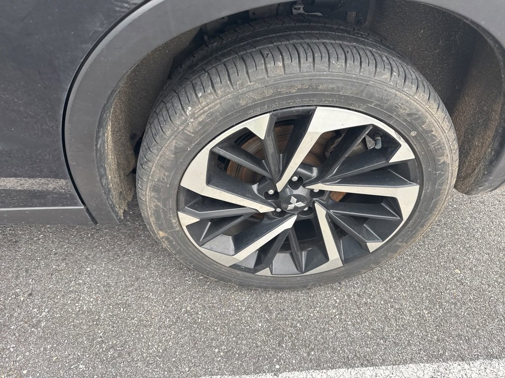 Used 2022 Mitsubishi Outlander ES image 9