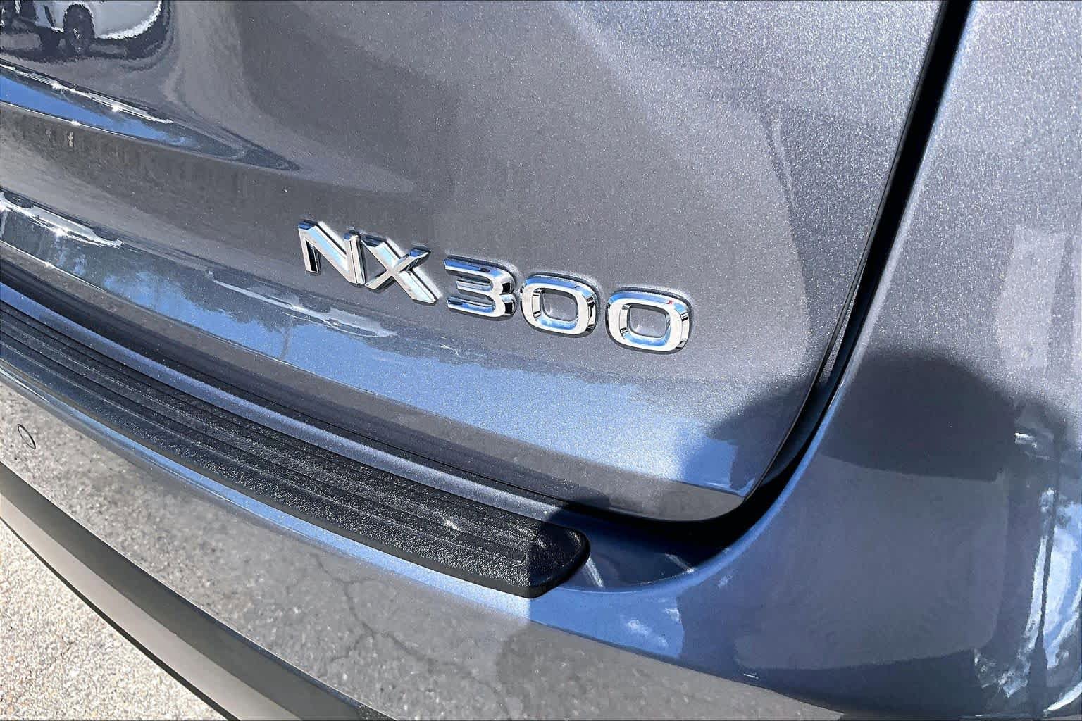 Used 2019 Lexus NX 300 F Sport w/ F Sport Premium Package FWD image 10