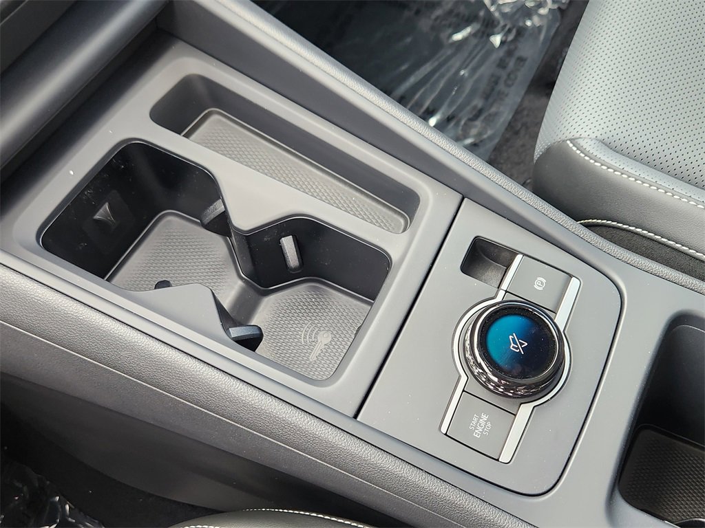 New 2025 Volkswagen Tiguan SE image 15