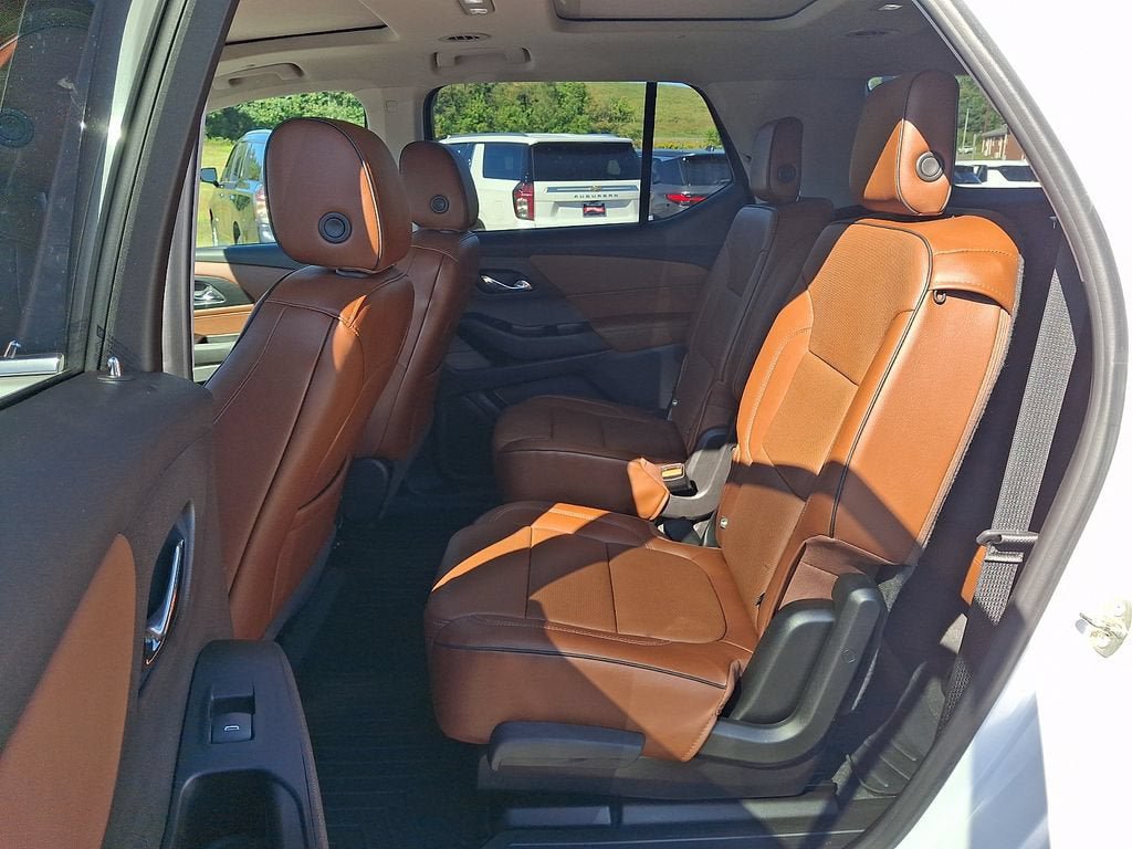 Used 2018 Chevrolet Traverse High Country AWD/4WD image 10