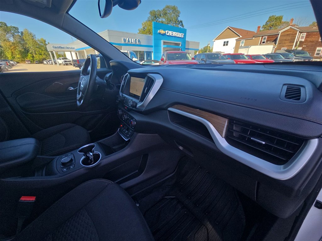 Used 2021 GMC Terrain SLE w/ Driver Convenience Package image 29