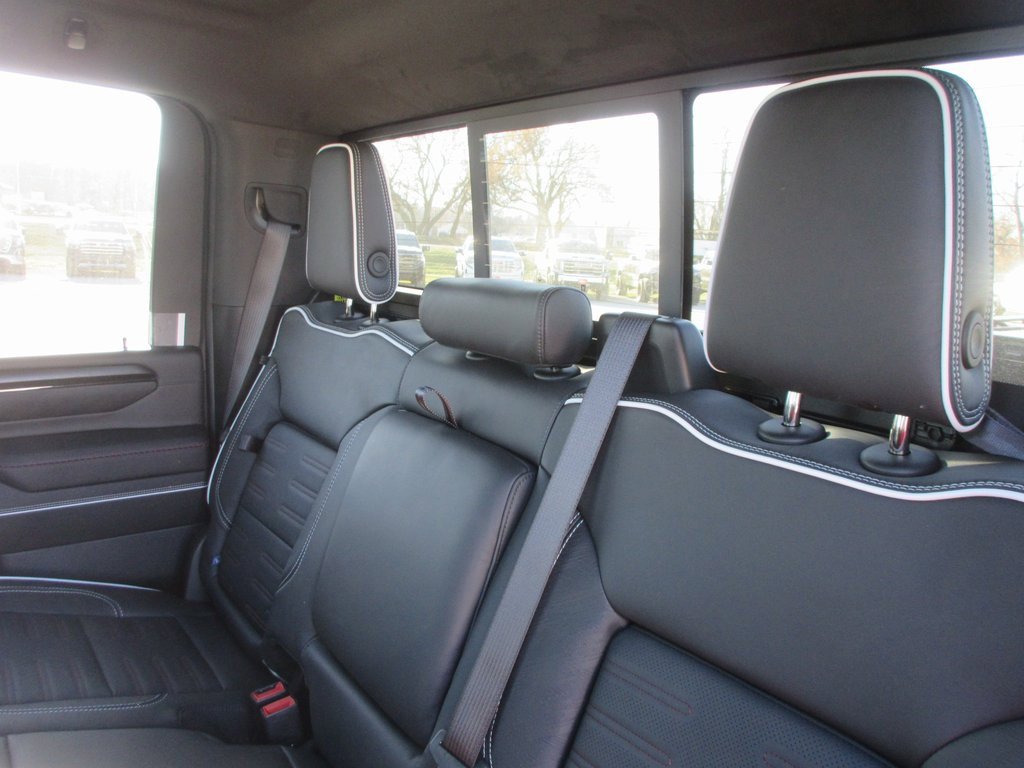New 2026 GMC Sierra 2500 AT4X w/ AT4X AEV Edition image 15