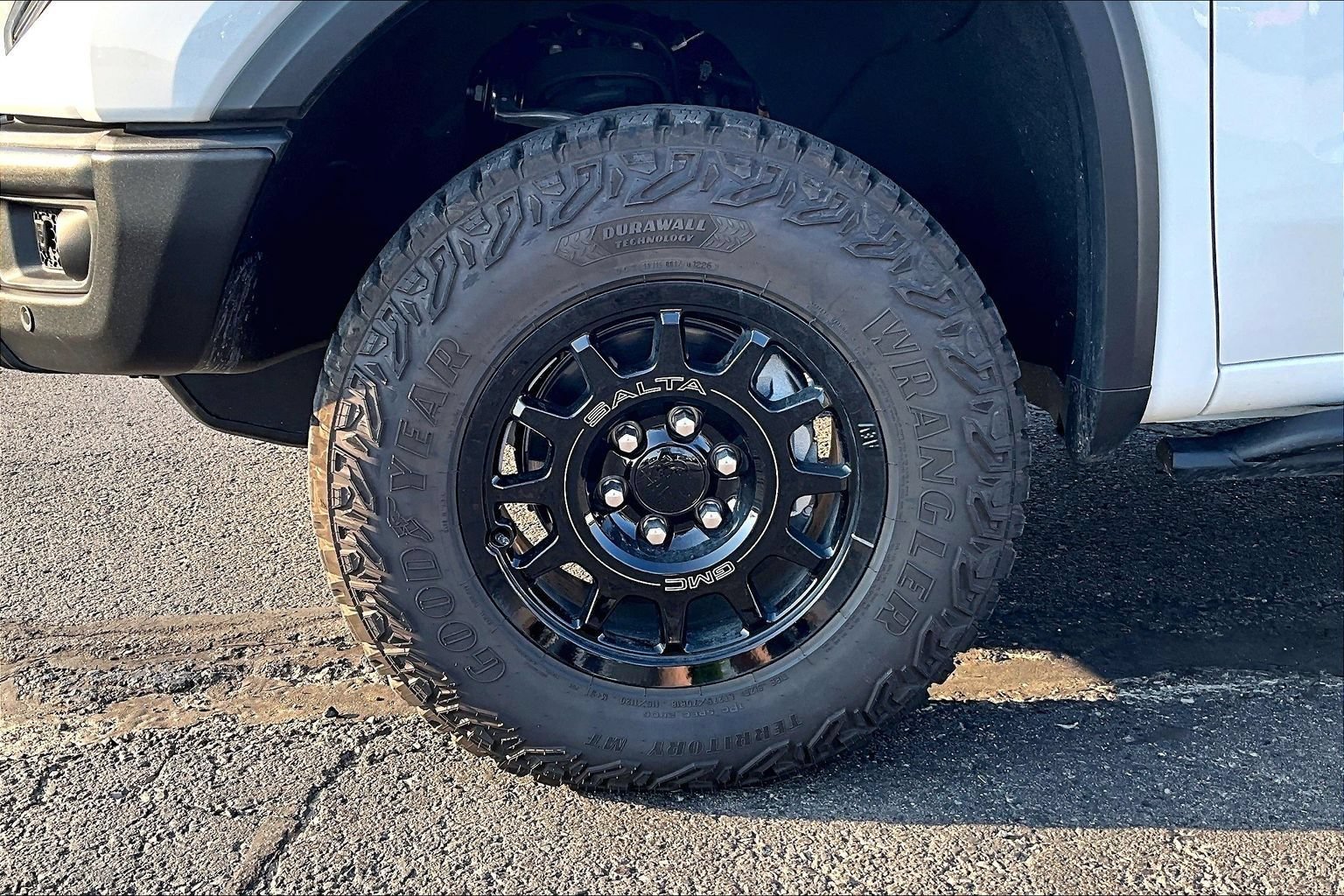 Used 2026 GMC Sierra 1500 AT4X w/ AT4X AEV Edition AWD/4WD image 8
