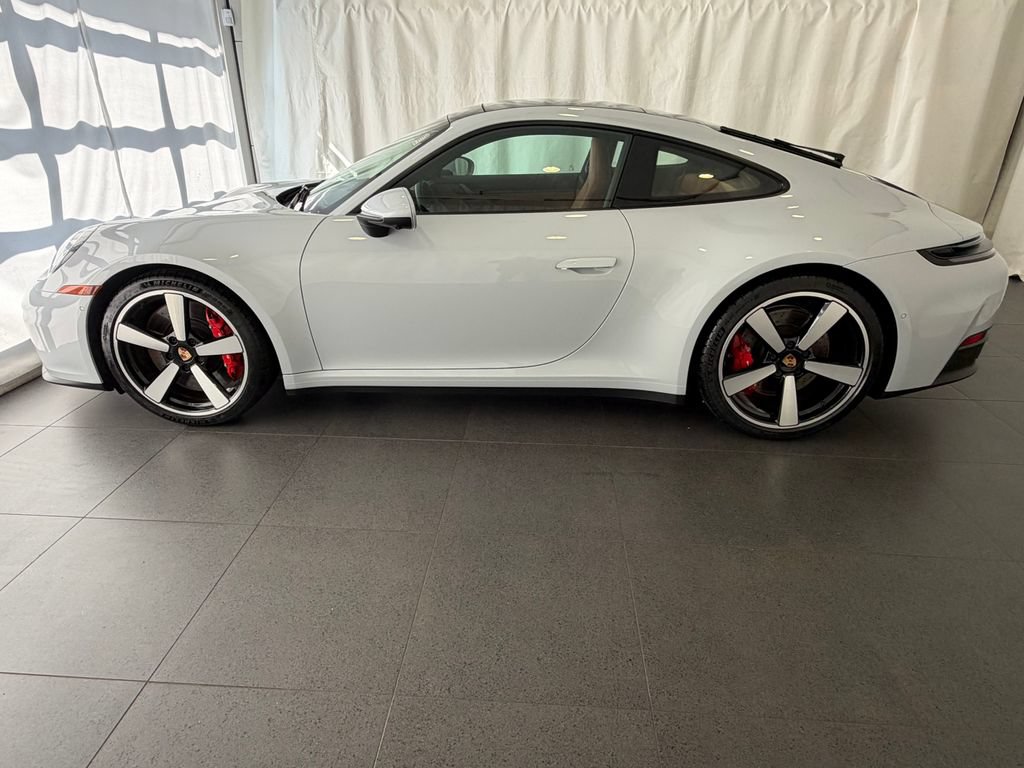 Certified 2026 Porsche 911 Carrera S RWD image 2