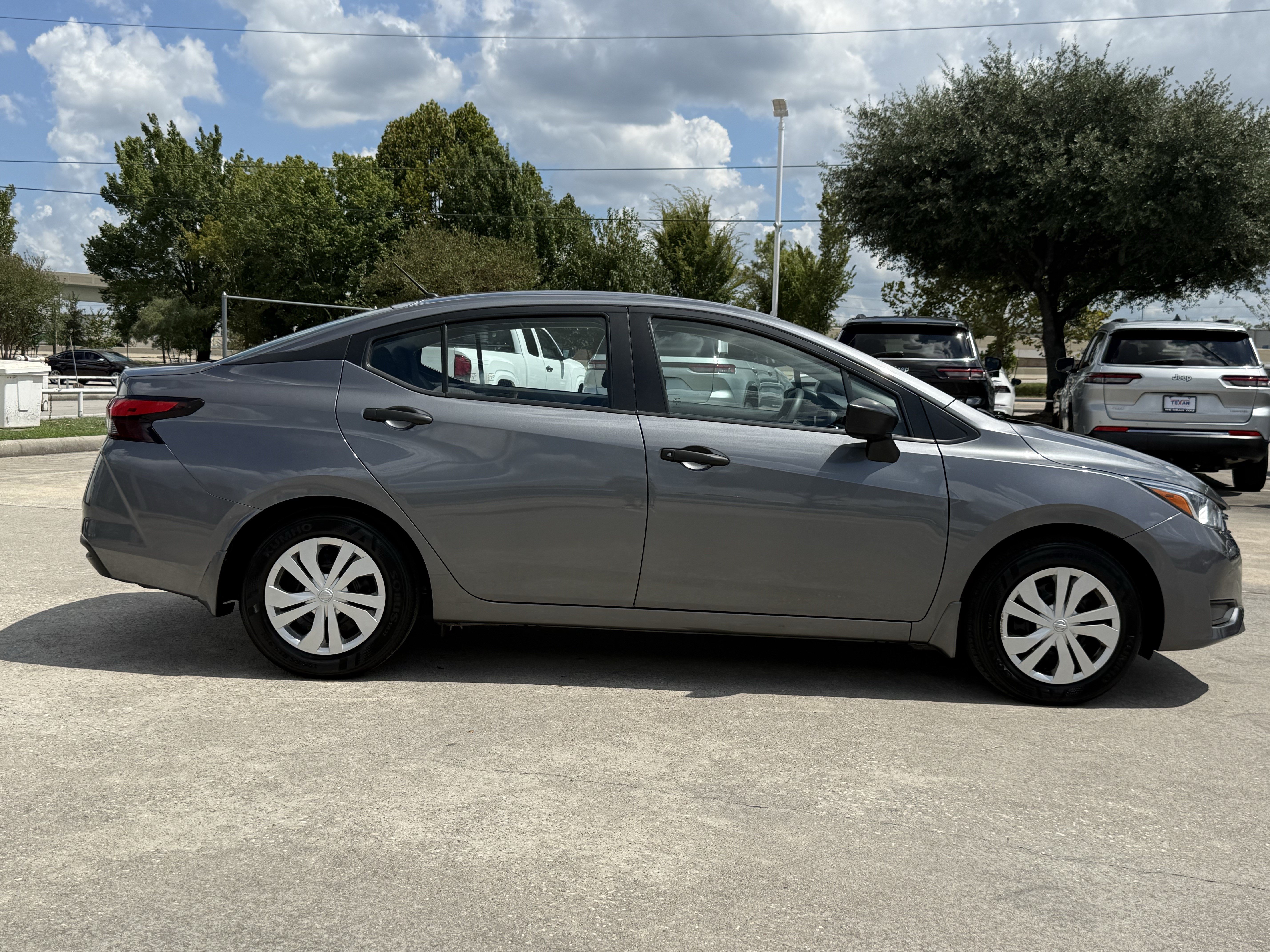 Used 2024 Nissan Versa S w/ Trunk Package FWD image 3