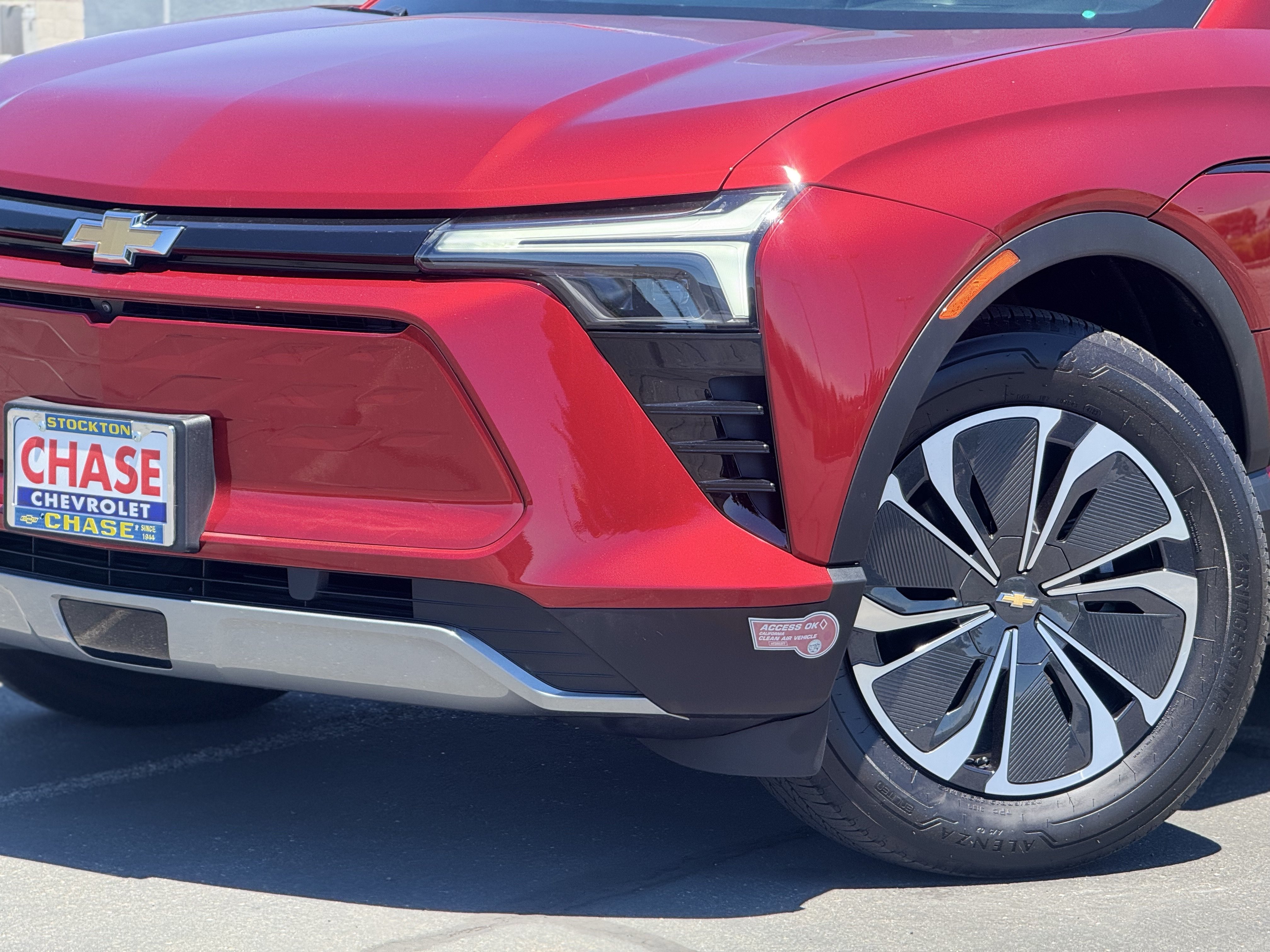 Used 2024 Chevrolet Blazer EV LT AWD/4WD image 3
