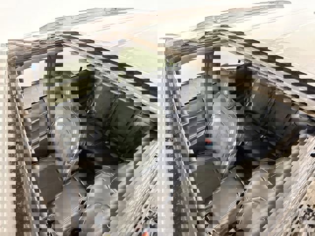 Used 2025 Jeep Grand Cherokee Altitude AWD/4WD image 21