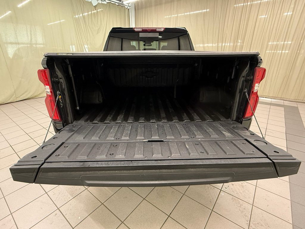Certified 2025 Chevrolet Silverado 1500 High Country w/ High Country Premium Package AWD/4WD image 16