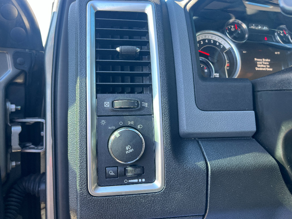 Used 2013 RAM 1500 Big Horn image 27