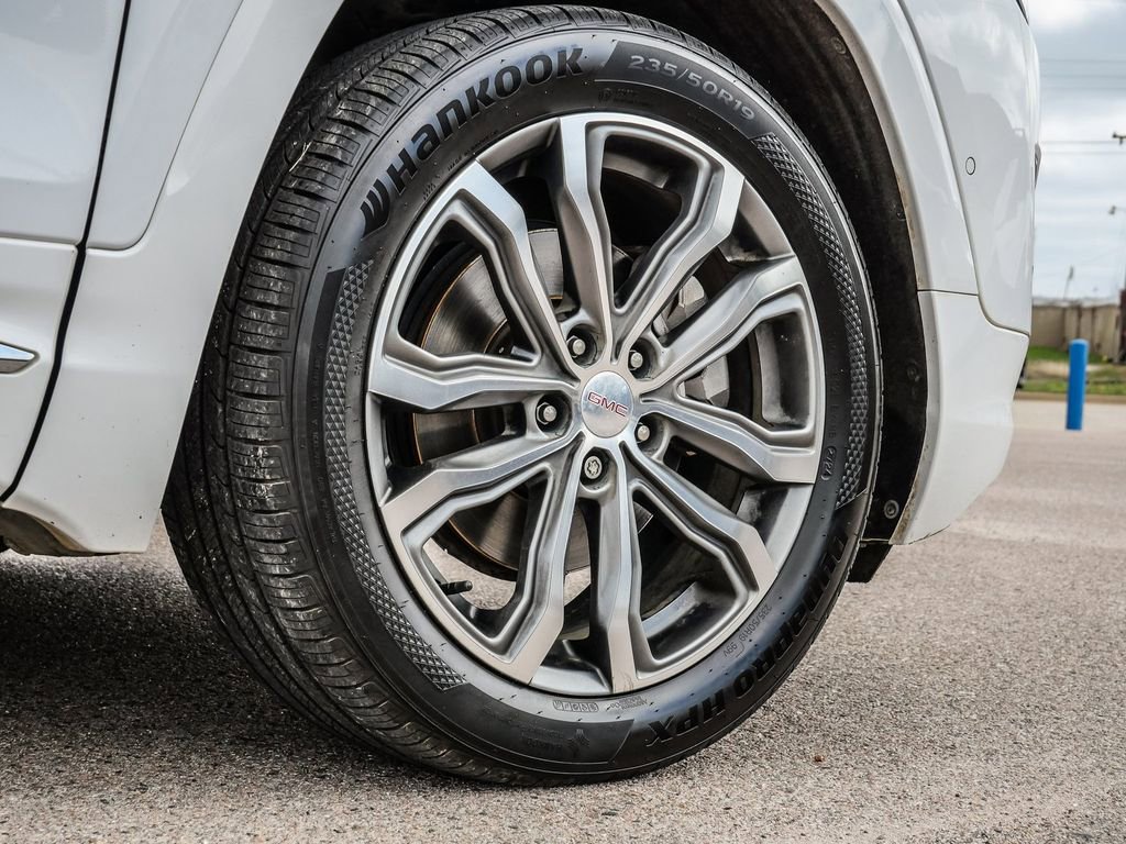 Used 2019 GMC Terrain Denali w/ Advanced Safety Package image 9