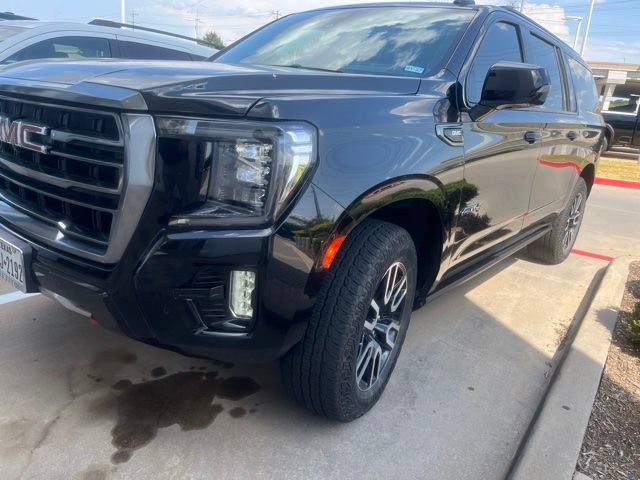 Used 2022 GMC Yukon XL AT4 AWD/4WD image 2