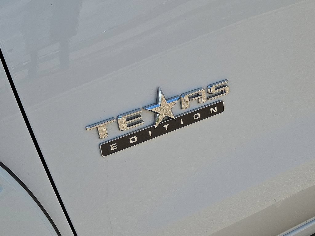 Used 2021 Chevrolet Silverado 1500 RST w/ Texas Edition Plus AWD/4WD image 11