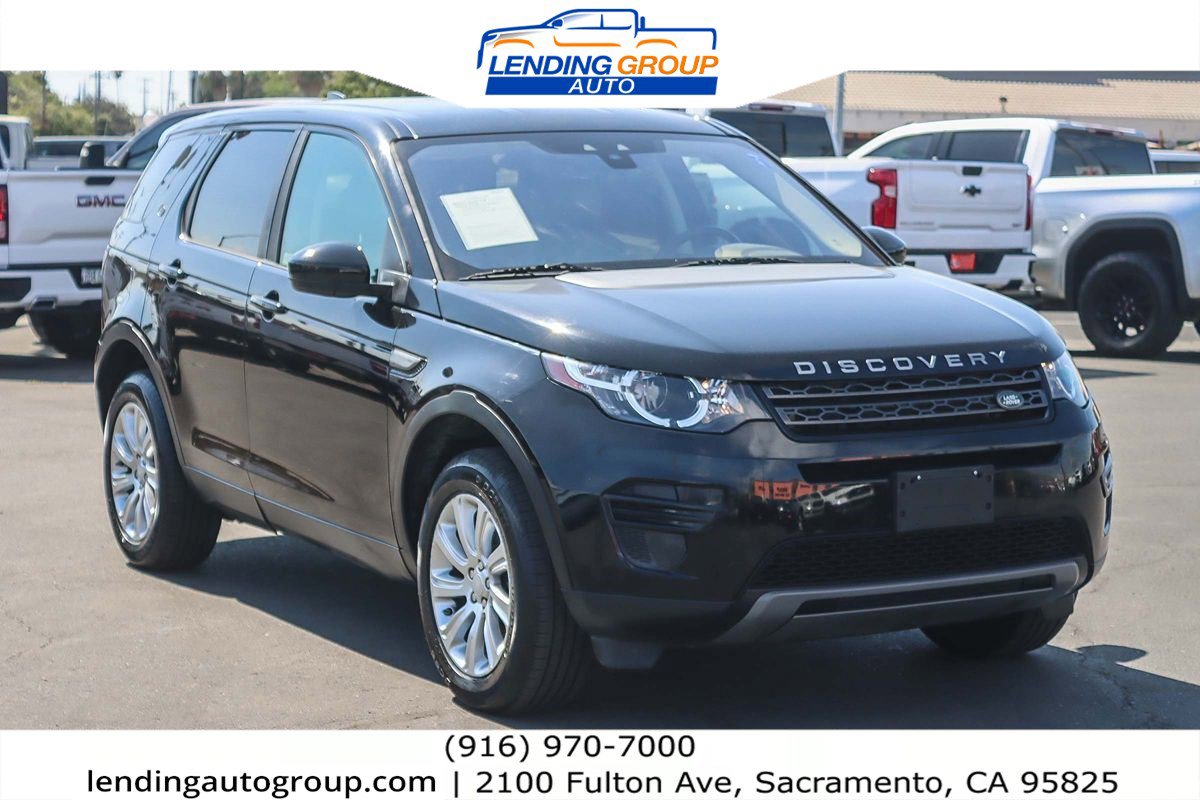 Used 2018 Land Rover Discovery Sport SE image 5