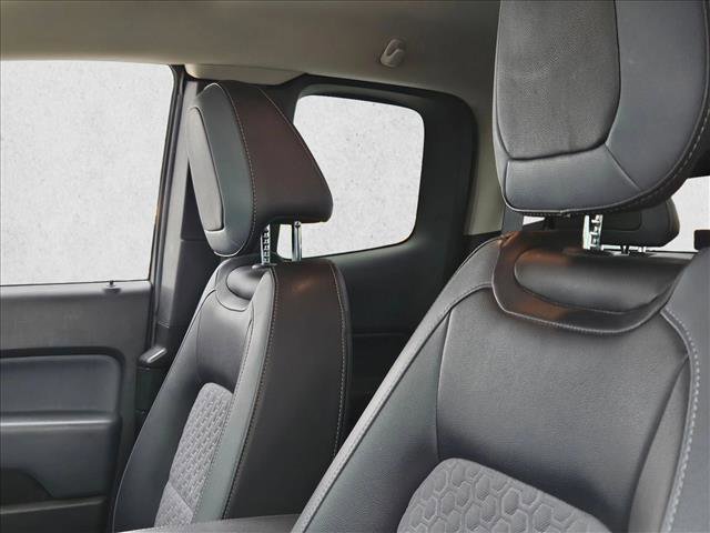 Used 2018 Chevrolet Colorado Z71 RWD image 18