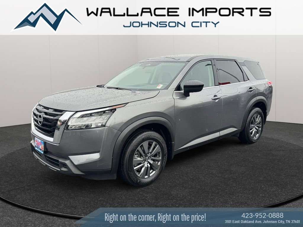 Used 2024 Nissan Pathfinder S video 2