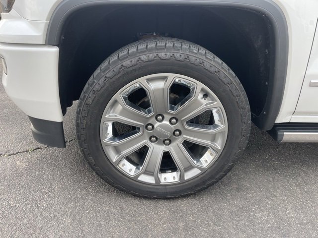 Used 2018 GMC Sierra 1500 Denali w/ Denali Ultimate Package image 9