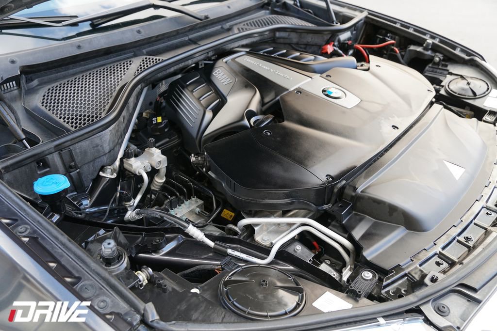 Used 2015 BMW X6 xDrive50i image 49