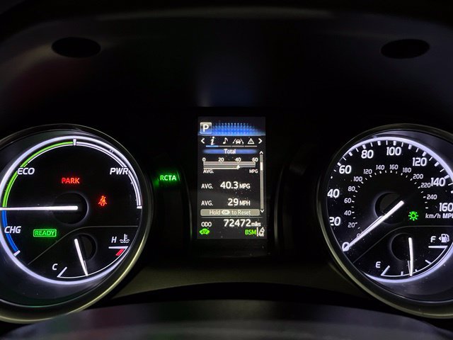 Certified 2018 Toyota Camry SE w/ Audio Package FWD image 17