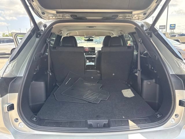 Used 2025 Mitsubishi Outlander SE FWD image 14