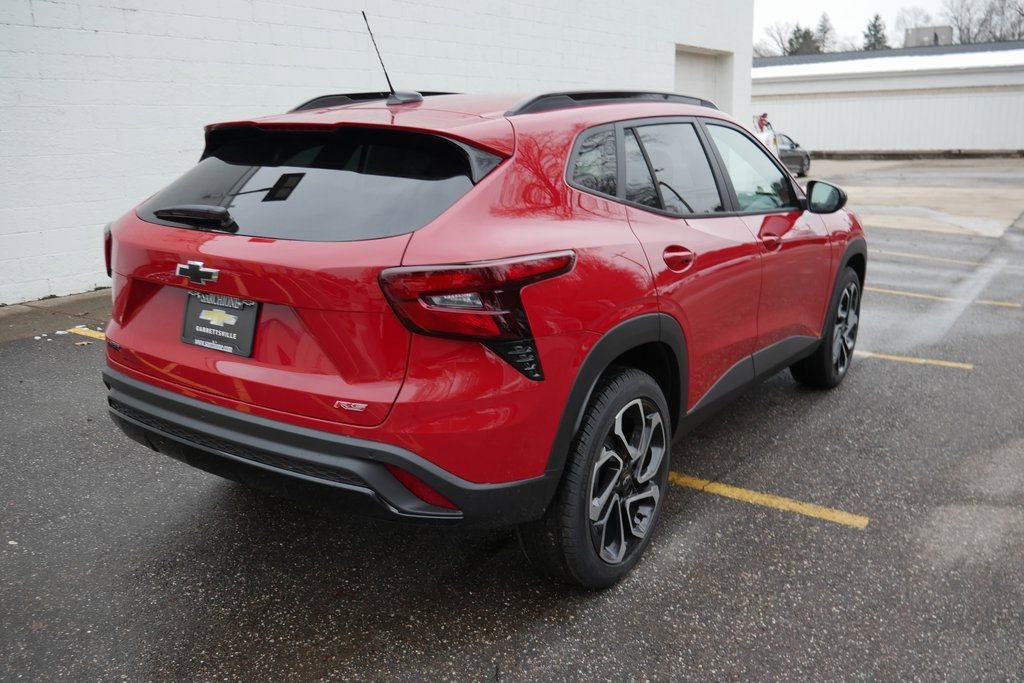 New 2026 Chevrolet Trax RS w/ Driver Confidence Package image 7