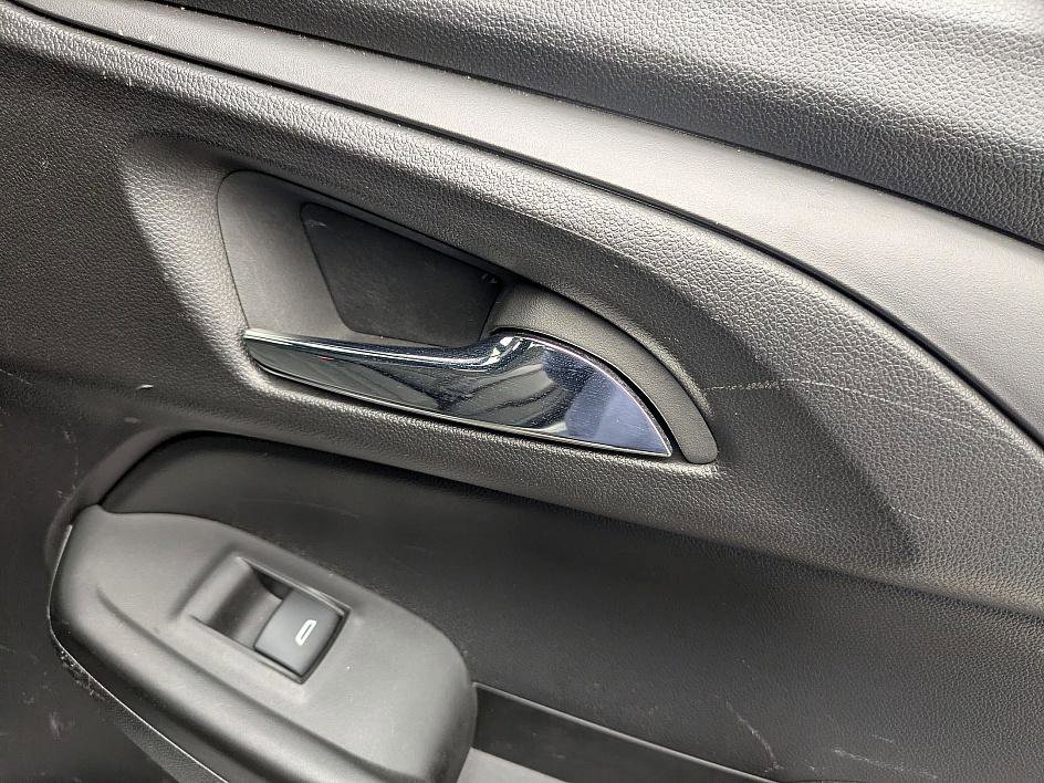 Used 2023 Chevrolet TrailBlazer ACTIV w/ Sun and Liftgate Package image 35