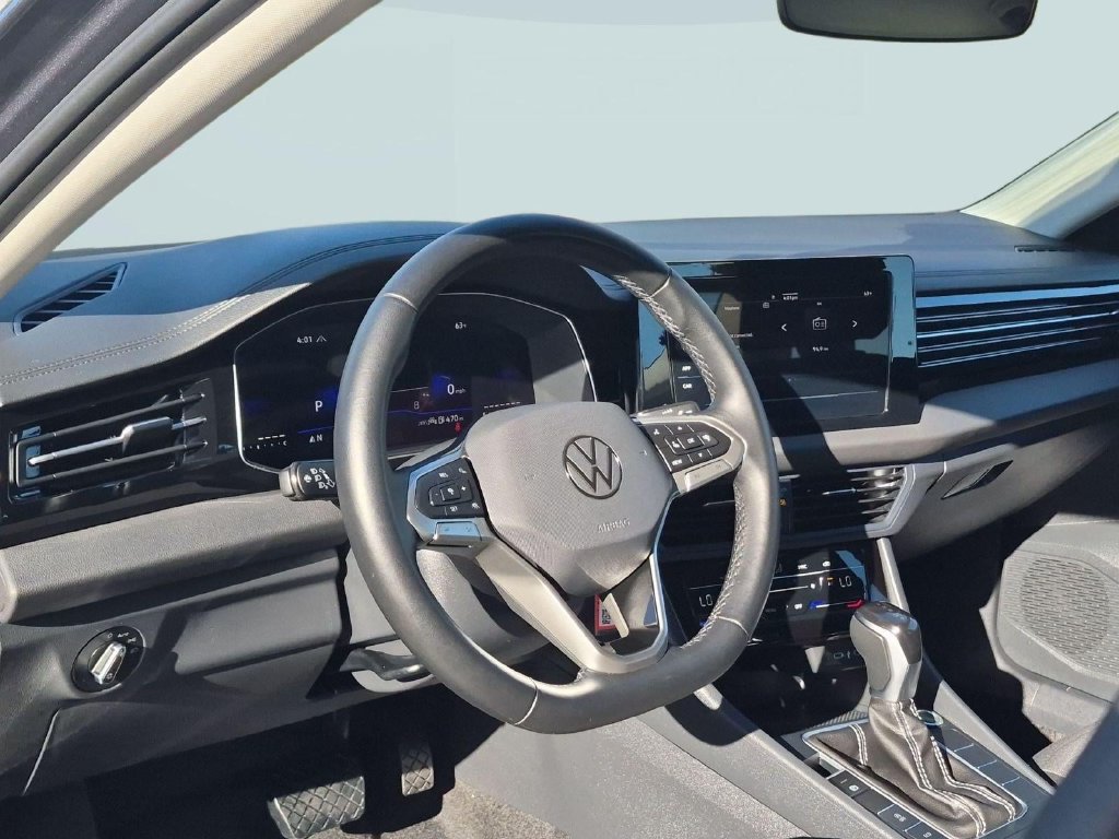 Used 2025 Volkswagen Jetta S FWD image 13