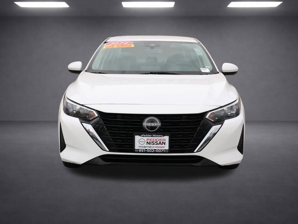 Used 2024 Nissan Sentra SV image 9