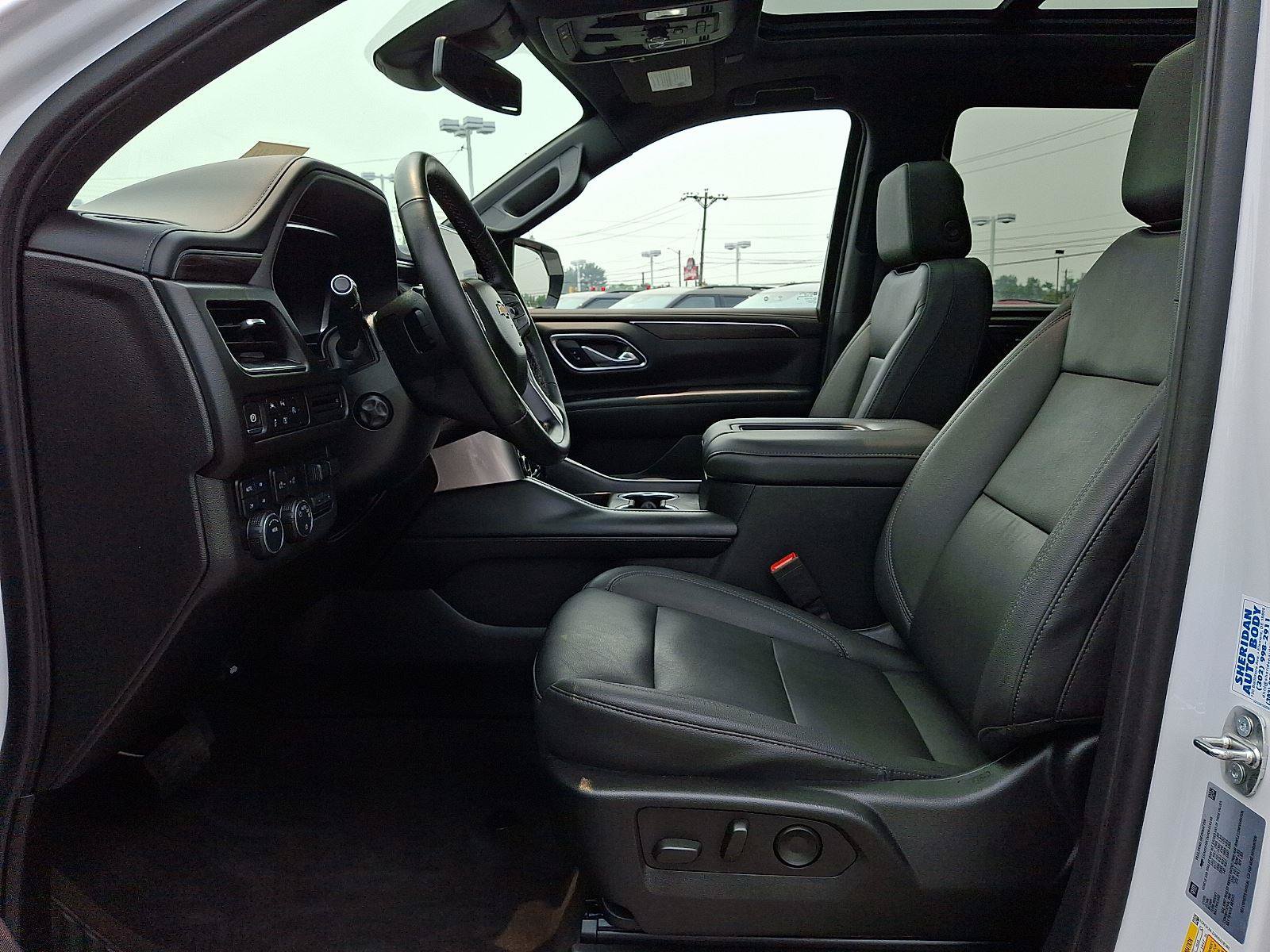Used 2024 Chevrolet Tahoe LT w/ LT Signature Package AWD/4WD image 10
