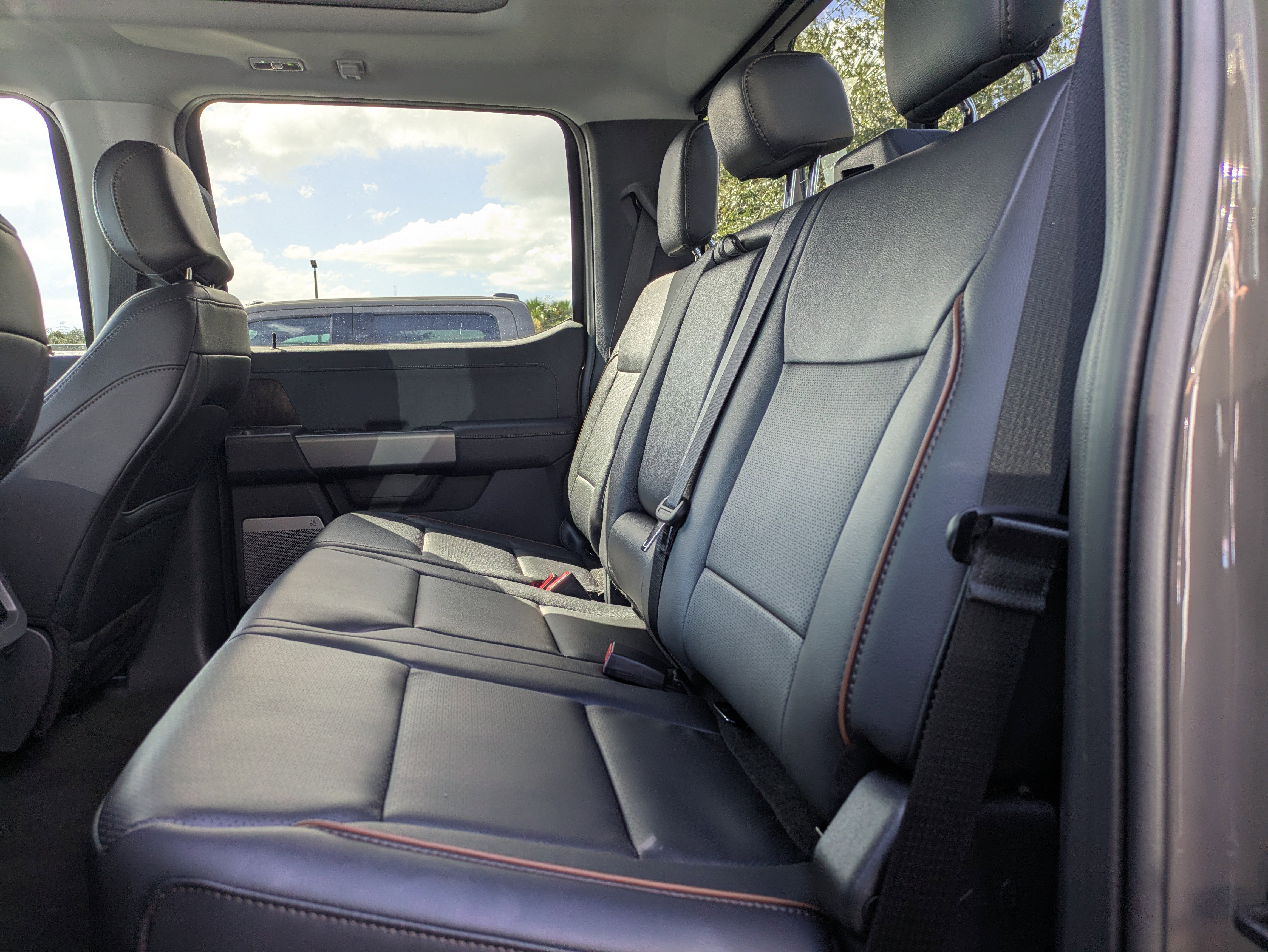 New 2026 Ford F250 Lariat image 24