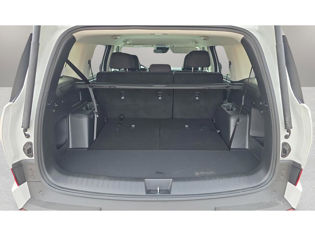 New 2026 Hyundai Santa Fe SE FWD image 9