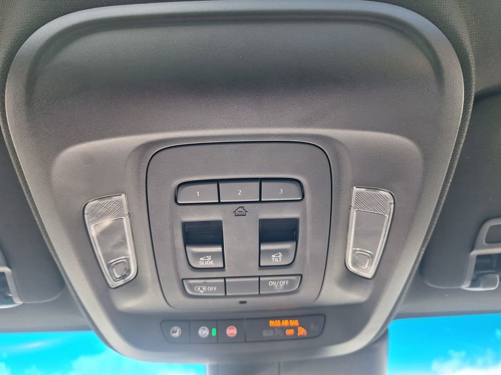 Used 2025 Cadillac CT4 Premium Luxury image 19