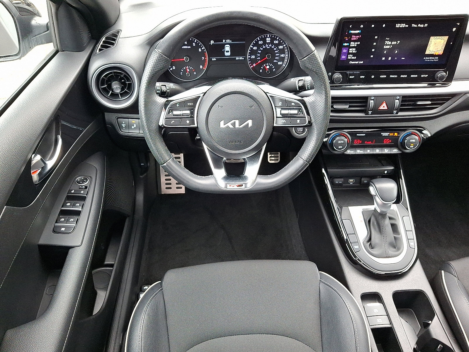 Used 2023 Kia Forte GT-Line w/ GT-Line Premium Package image 11