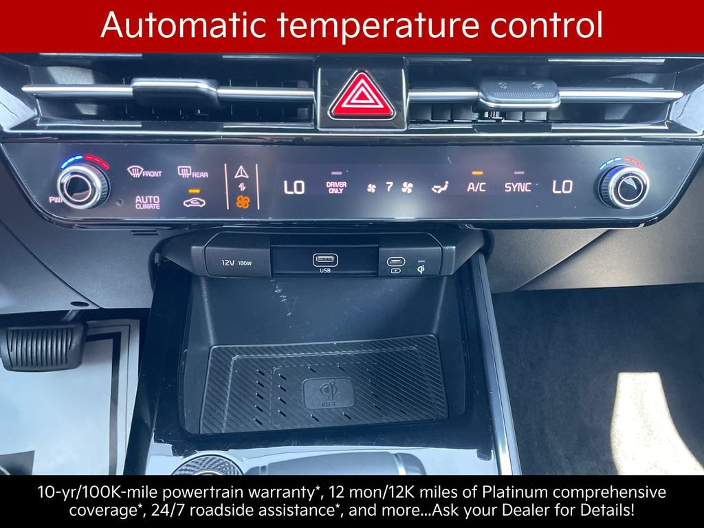 Certified 2023 Kia Niro FWD image 16