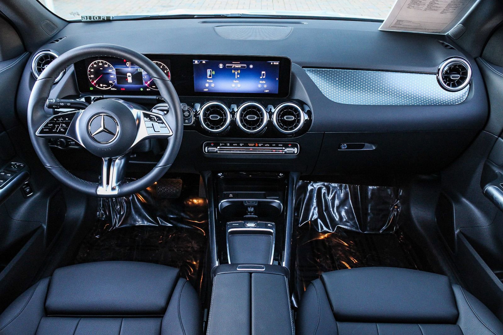 Certified 2026 Mercedes-Benz GLA 250 4MATIC image 13