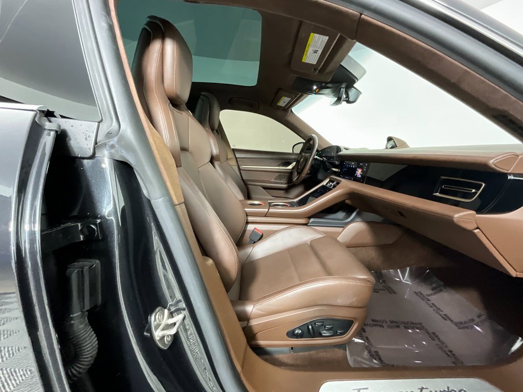 Used 2020 Porsche Taycan Turbo image 21