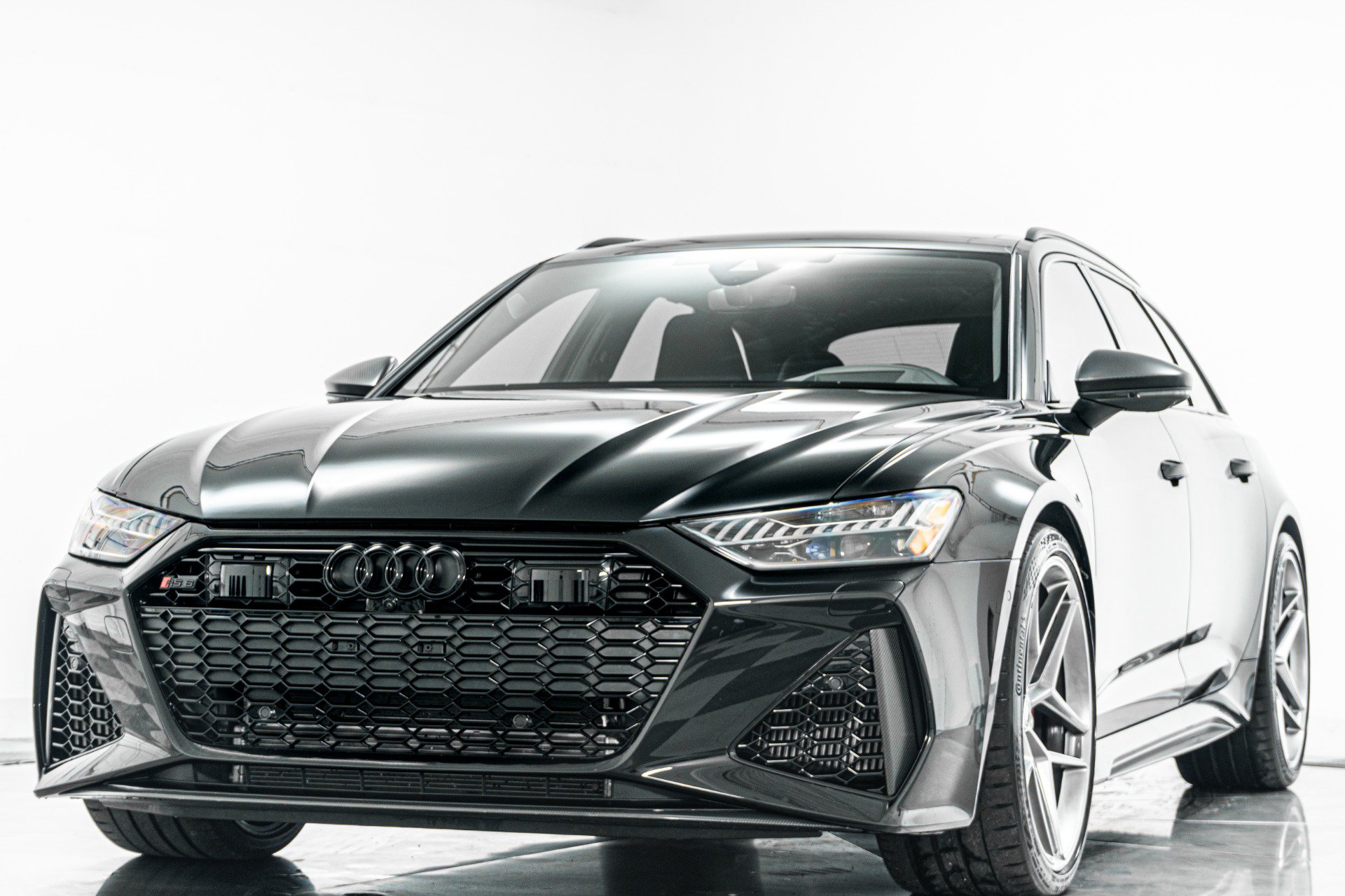 Used 2024 Audi RS 6 performance AWD/4WD image 5