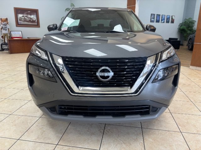Used 2023 Nissan Rogue S FWD image 2