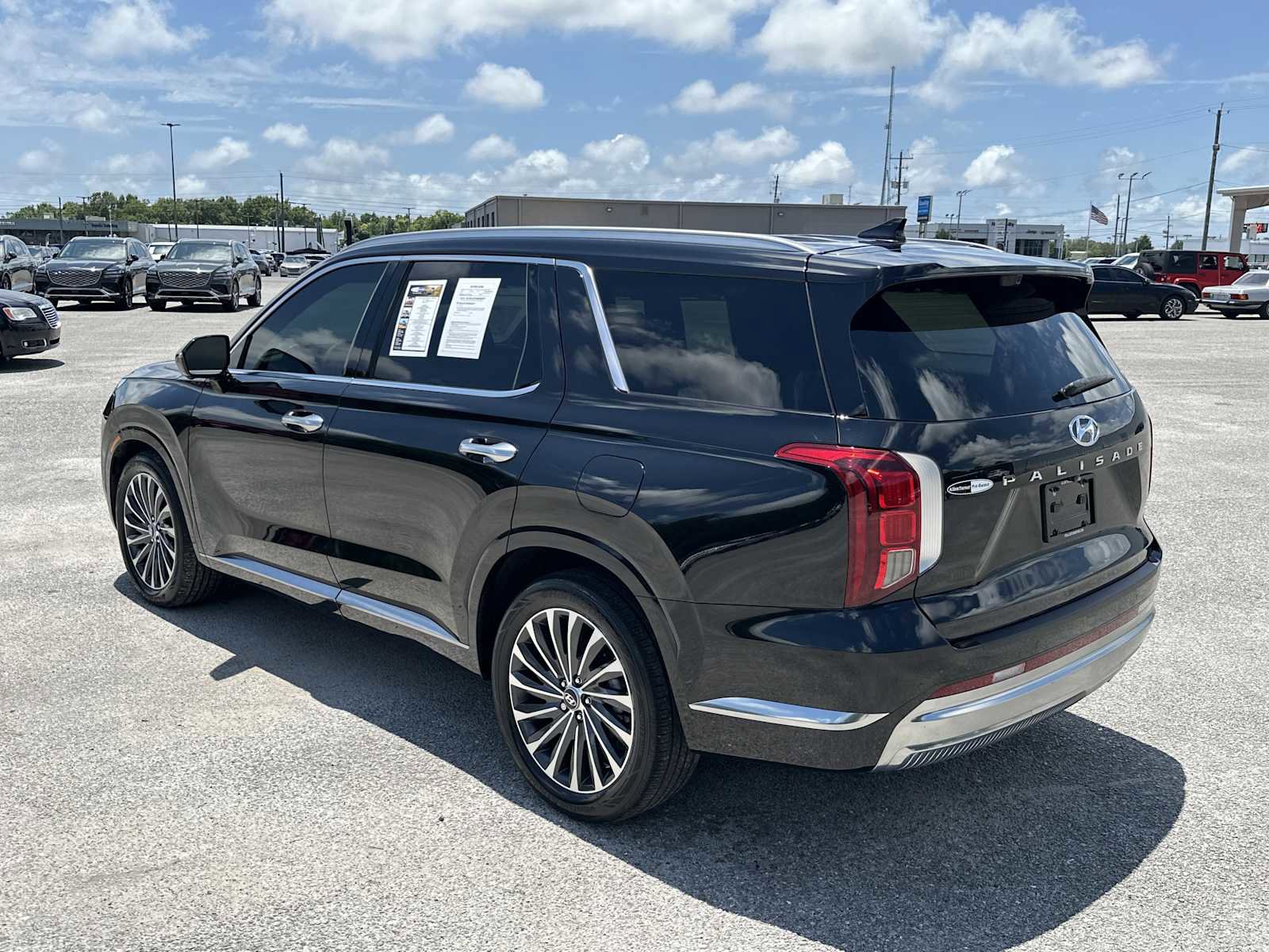 Used 2024 Hyundai Palisade Calligraphy FWD image 6