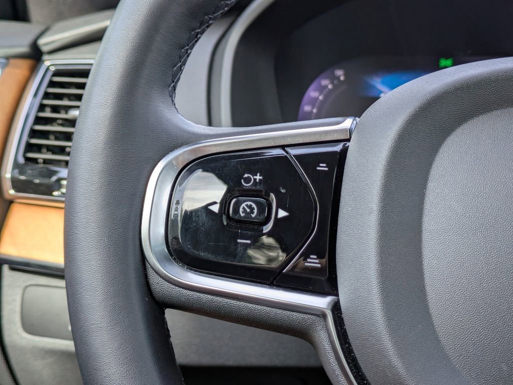 Certified 2023 Volvo XC90 B6 Plus w/ Protection Package Premier AWD/4WD image 26