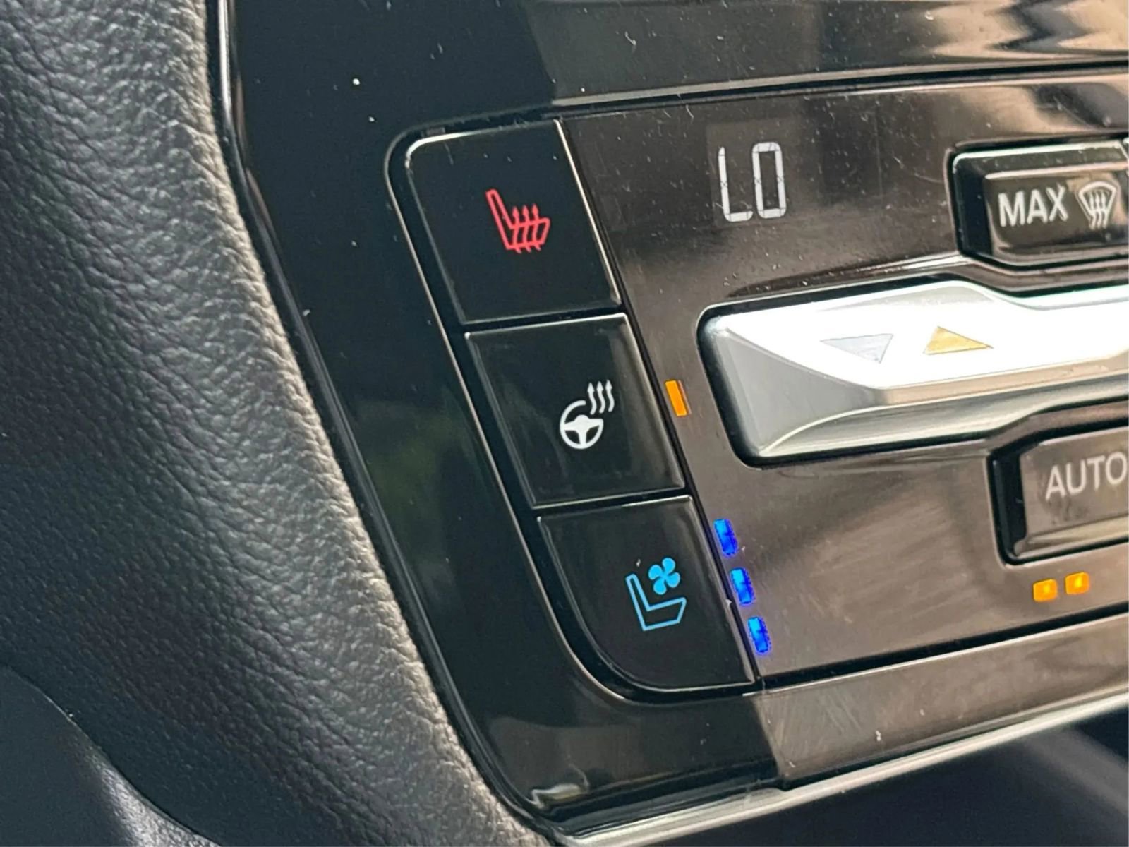 Used 2021 Ford Explorer Limited image 45