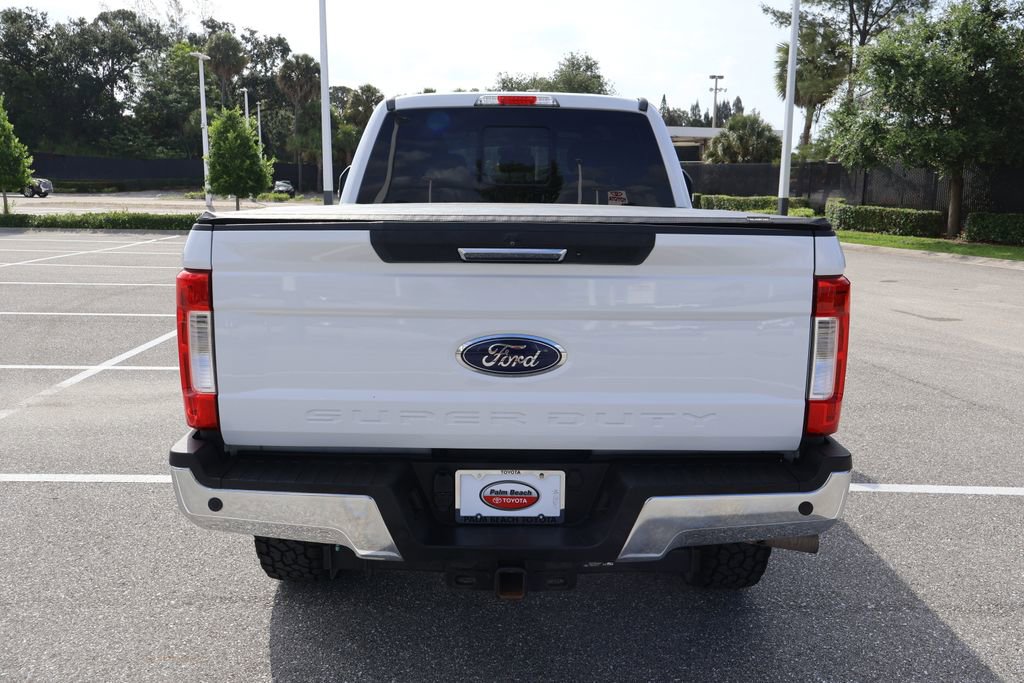 Used 2018 Ford F250 Lariat w/ Lariat Value Package AWD/4WD image 10