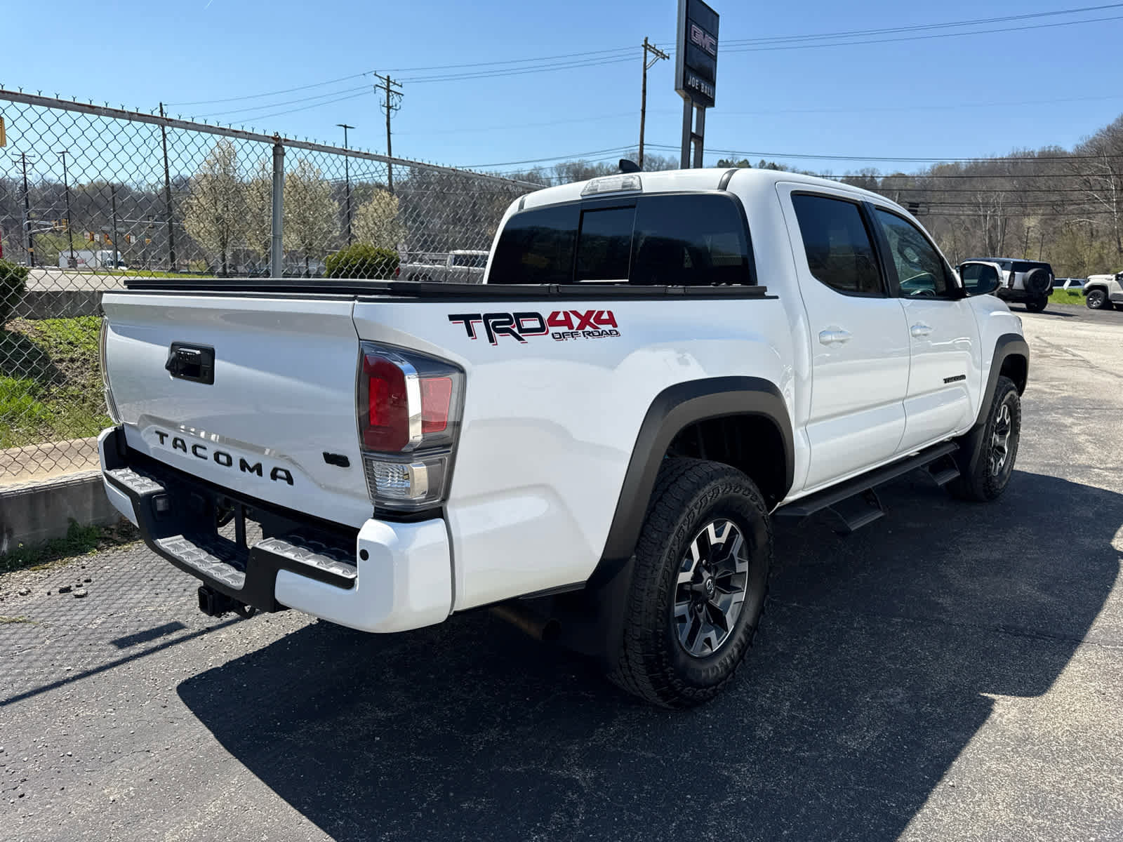 Used 2023 Toyota Tacoma TRD Off-Road w/ Technology Package image 8