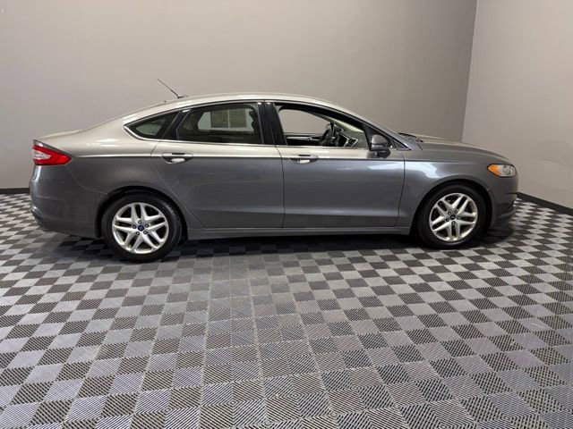 Used 2014 Ford Fusion SE FWD image 7