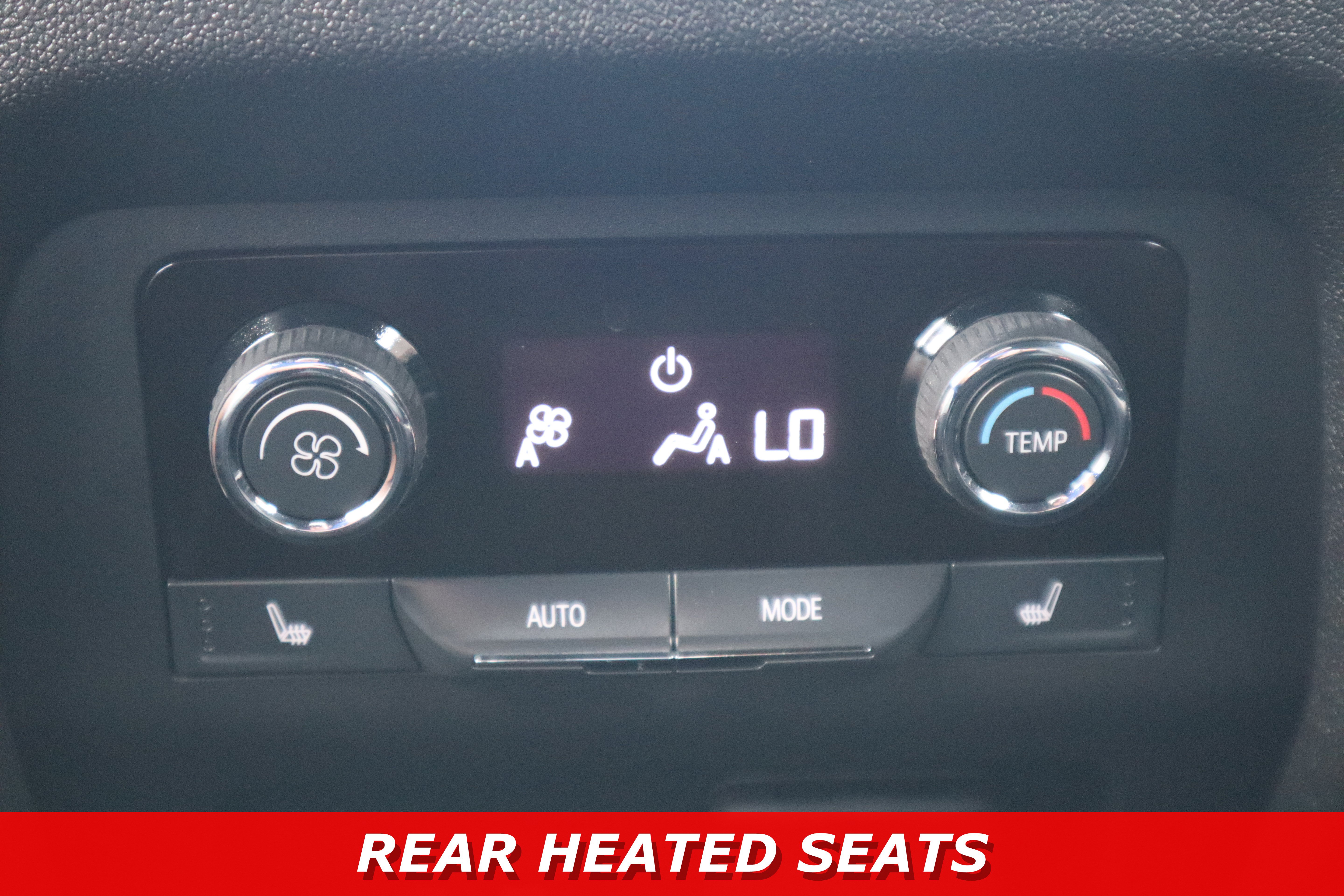 Used 2025 Chevrolet Traverse High Country FWD image 24