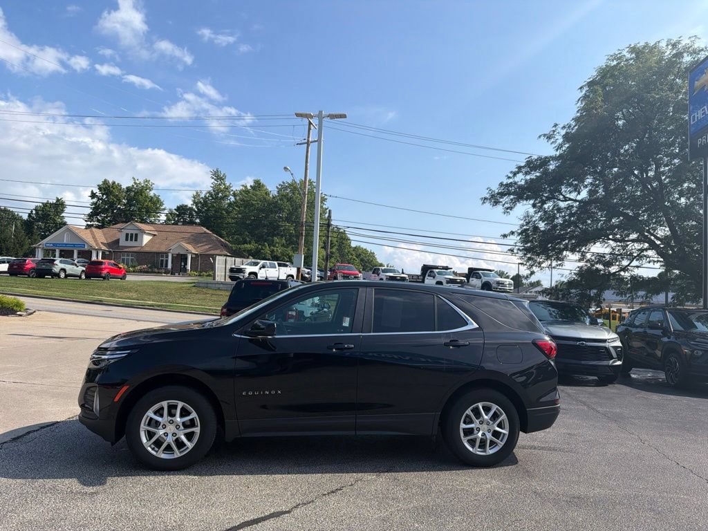Used 2024 Chevrolet Equinox LT AWD/4WD image 5